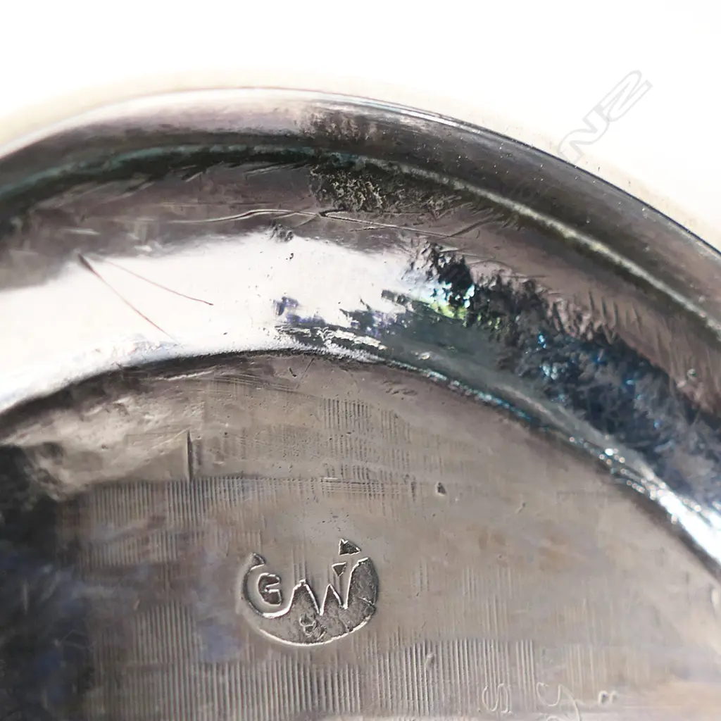 A George III Irish silver pedestal sugar bowl, Image 1++