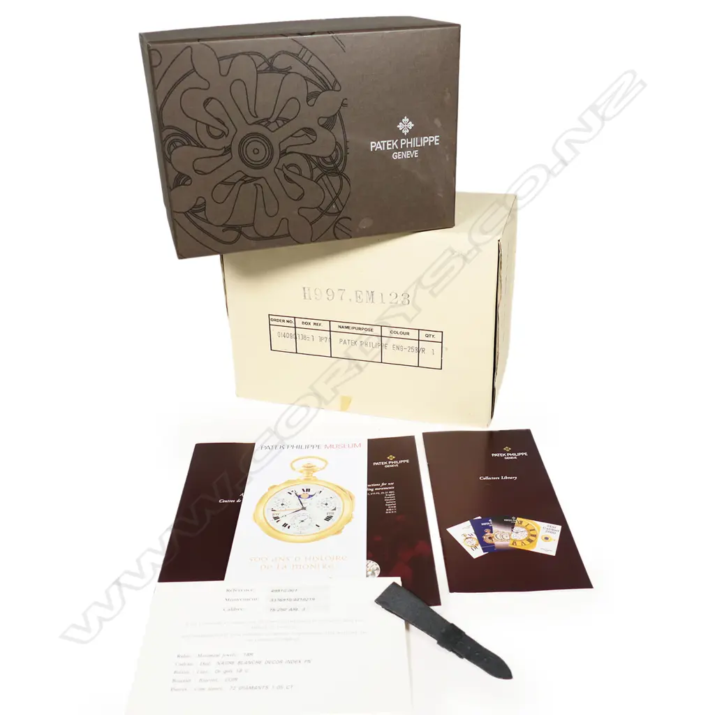 Patek Philippe Gondolo Gemma 18ct white gold and diamond set ladies wristwatch, Image 1++