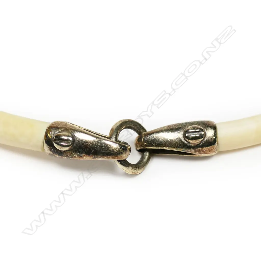 A vintage ivory and silver gilt necklet and earrings set, Image 1++