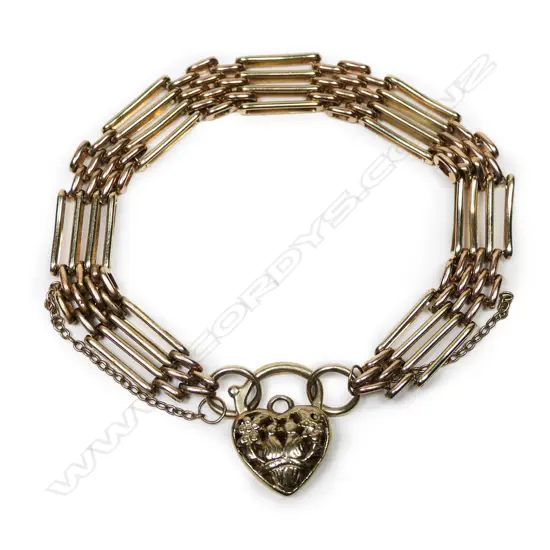 A solid 9ct yellow gold gate link bracelet,