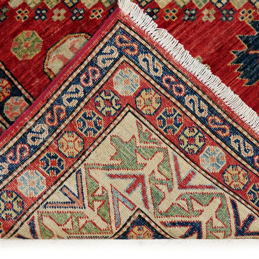 A hand-woven Shirvan carpet, Image 1++