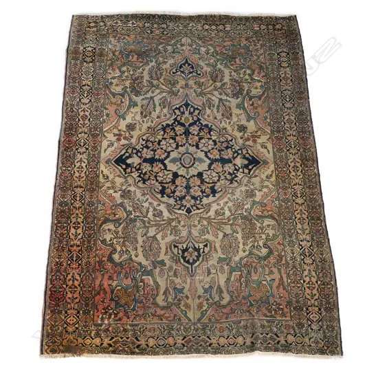 A fine antique Persian (Isphahan) rug,