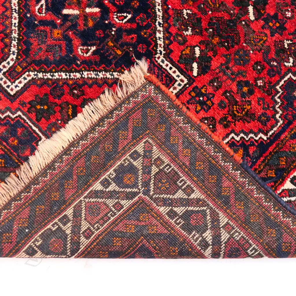 An Iranian Shirvan hand knotted all wool rug, Image 1++