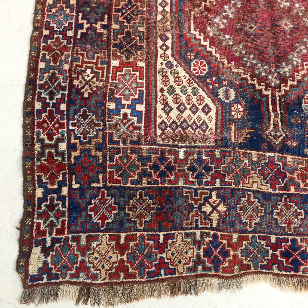 An antique Khamseh (shiraz) hand knotted carpet, Image 1++