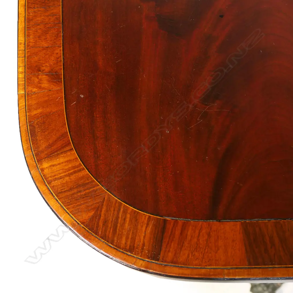 A Regency mahogany sofa table, Image 1++