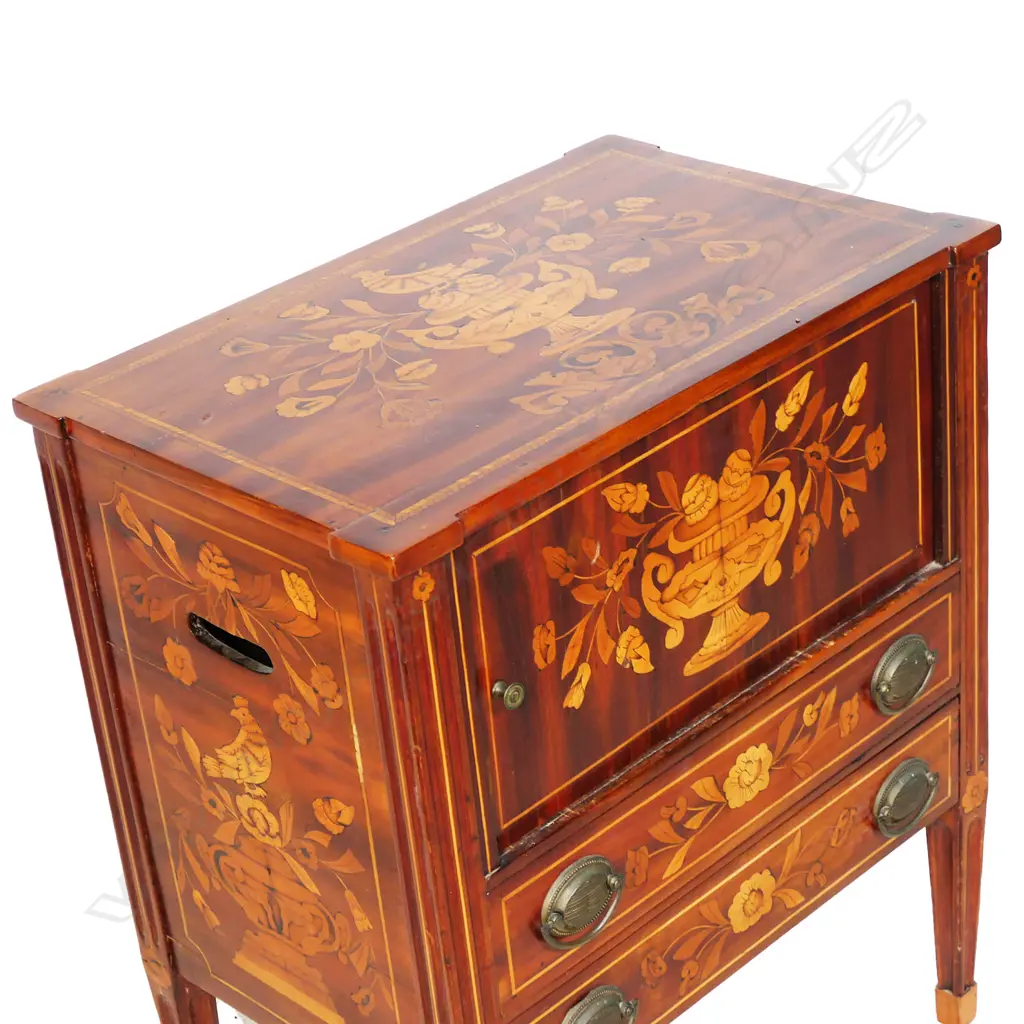 A continental inlaid mahogany small cabinet, Image 1++