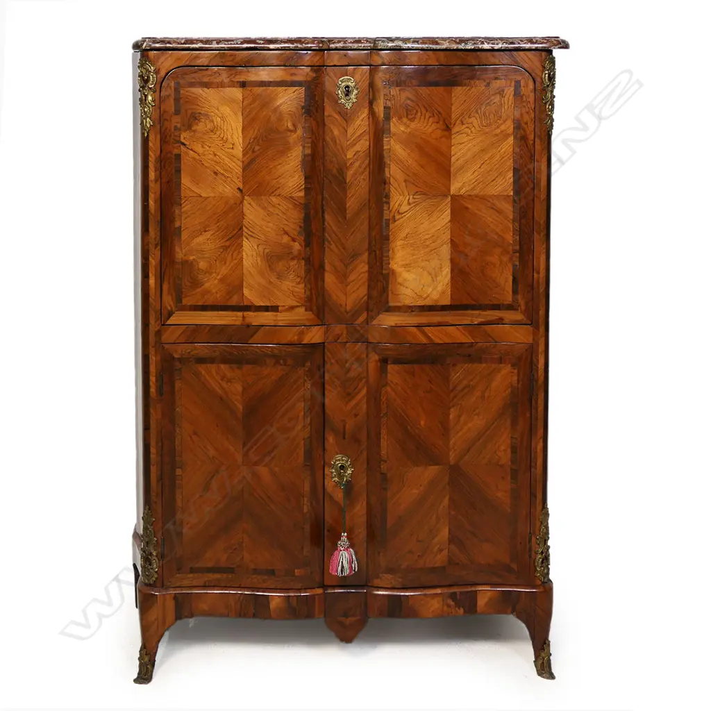 A 20thC French king wood upright desk, Image 1++