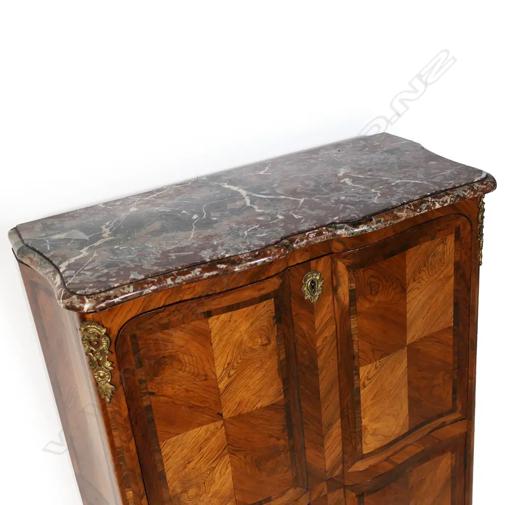 A 20thC French king wood upright desk, Image 1++