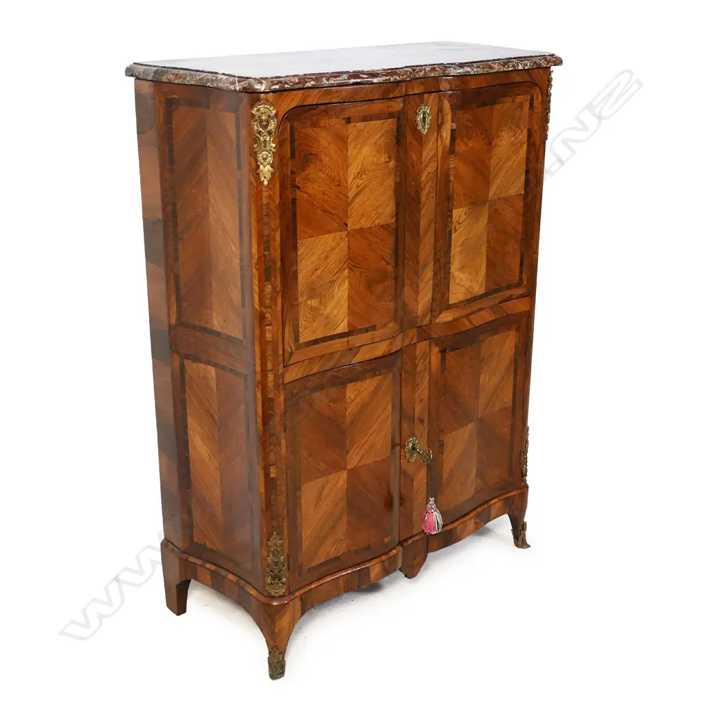 A 20thC French king wood upright desk, Image 1++