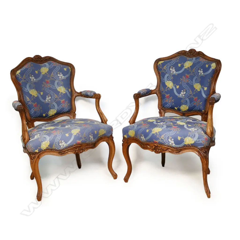 A pair of French bergère armchairs, Image 1++
