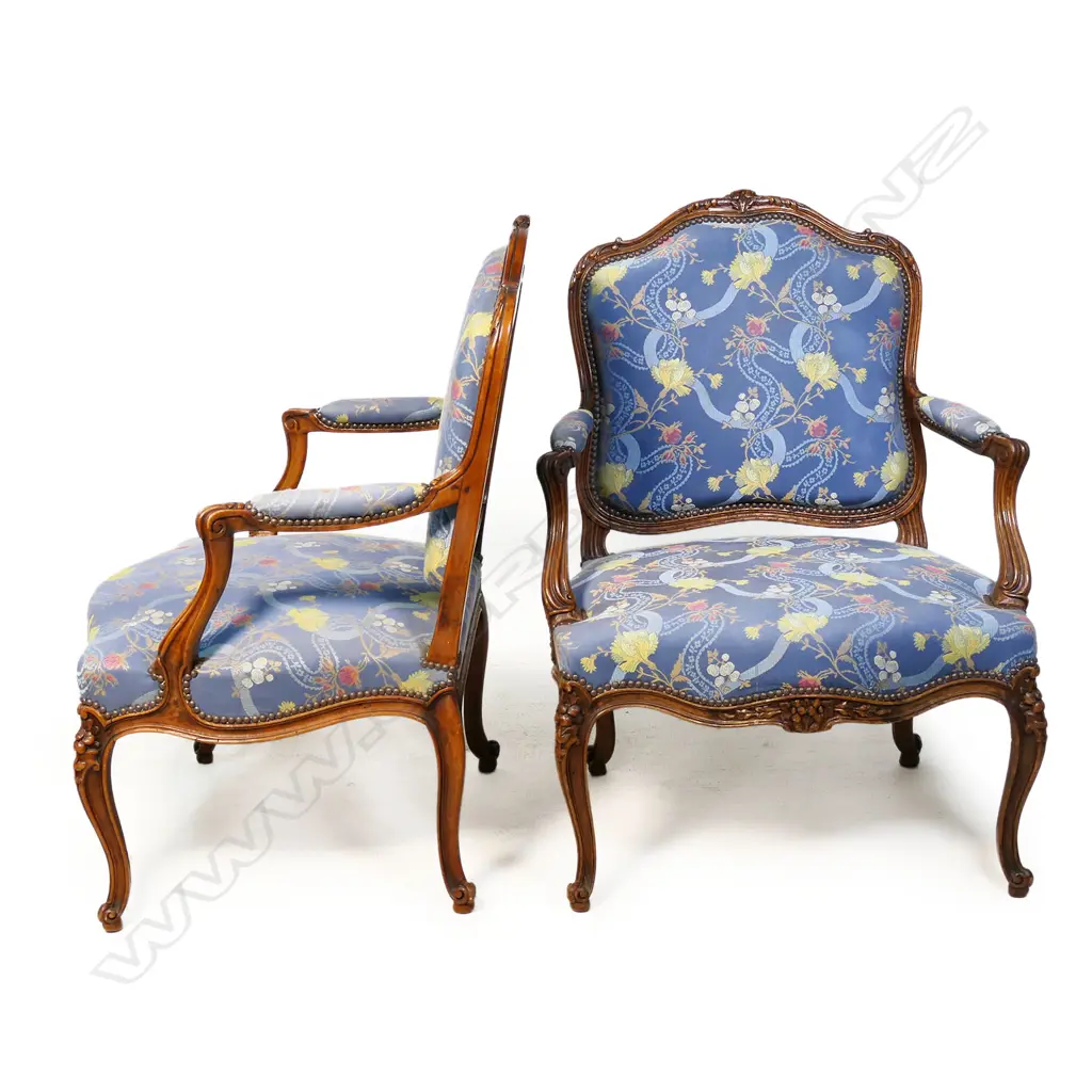 A pair of French bergère armchairs, Image 1++