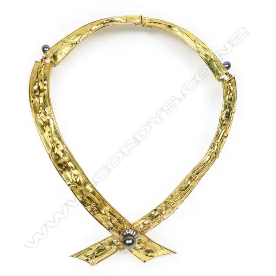 A Christine Hafermalz-Wheeler 18ct yellow/white gold and black pearl designer collar 'Intersection',