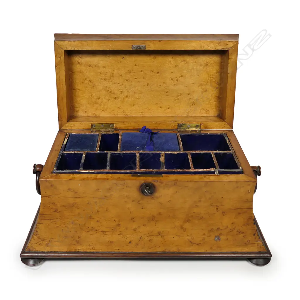A Victorian burr maple sewing box, Image 1++