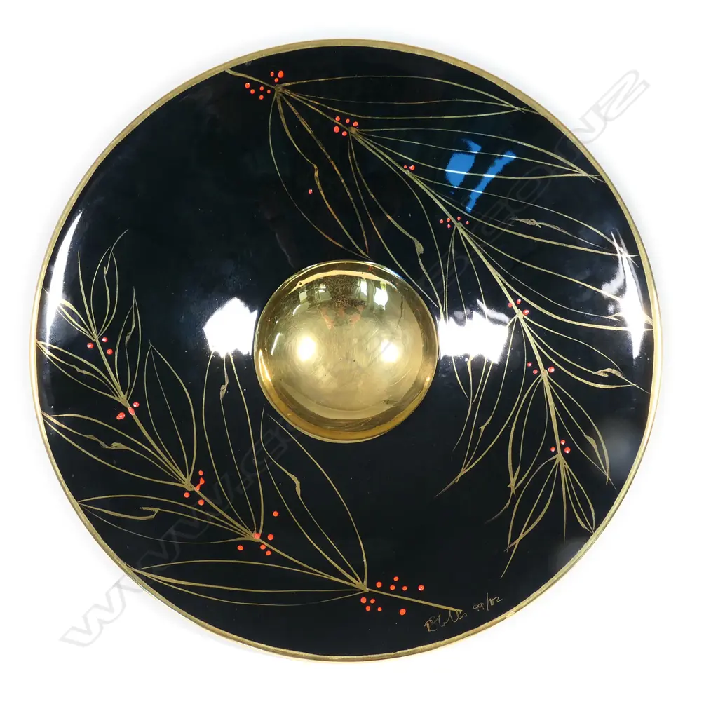 Peter Collis large flared pottery dish, Image 1++