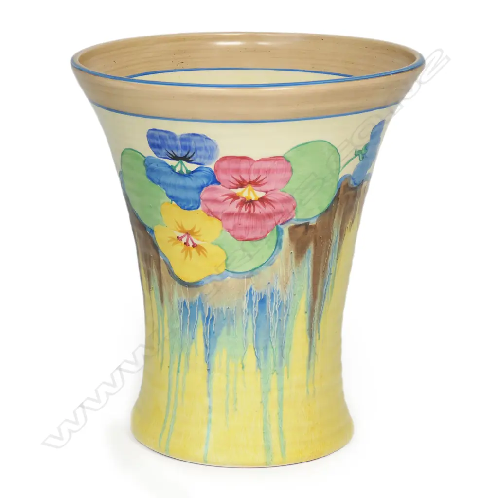 A large Clarice Cliff Bizarre vase, Image 1++