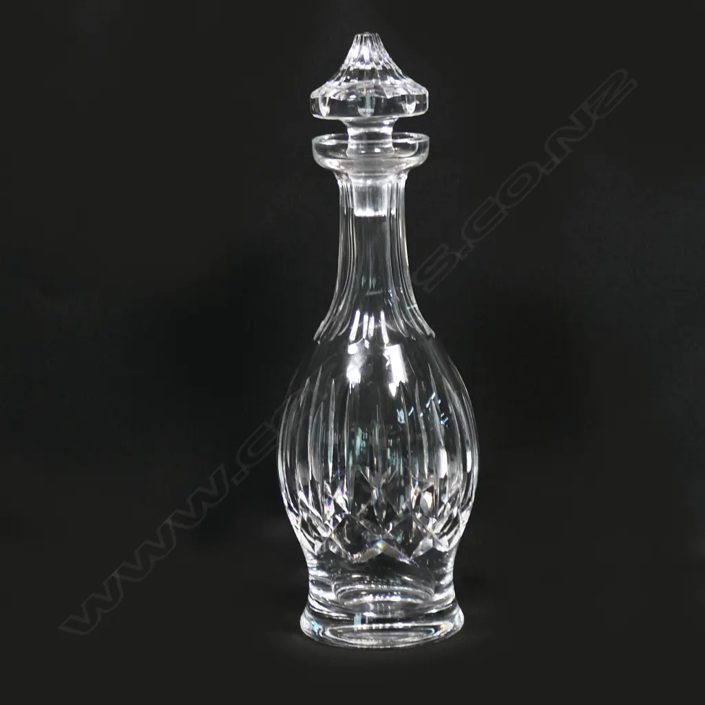 A Waterford crystal decanter, Image 1++