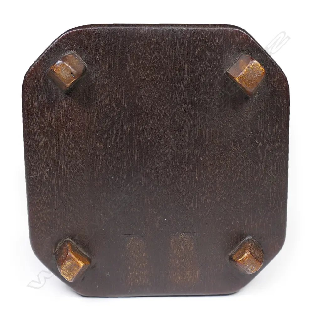 Carved Chinese octagonal shaped brush pot, Image 1++