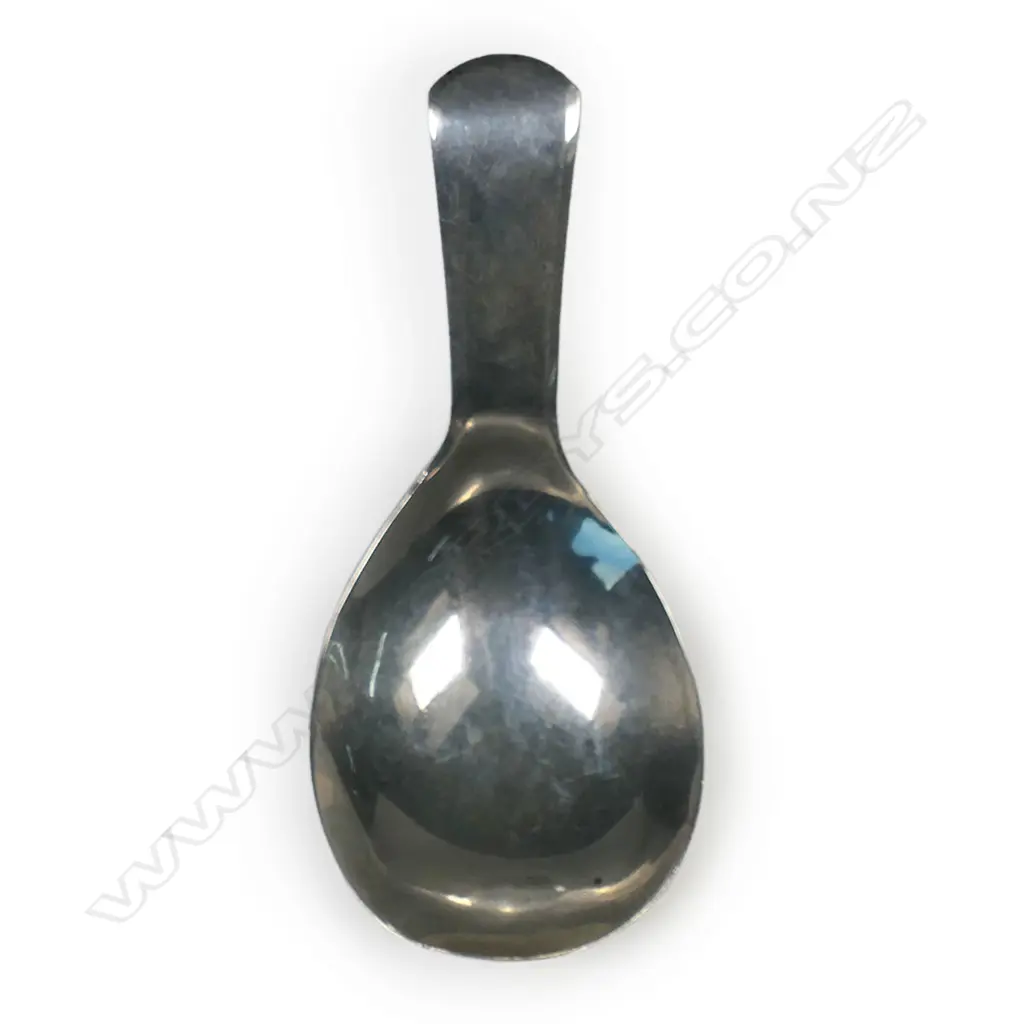 George III silver caddy spoon, Image 1++