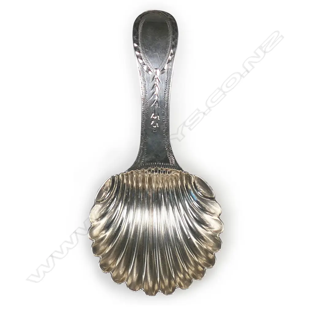 George III silver caddy spoon, Image 1++