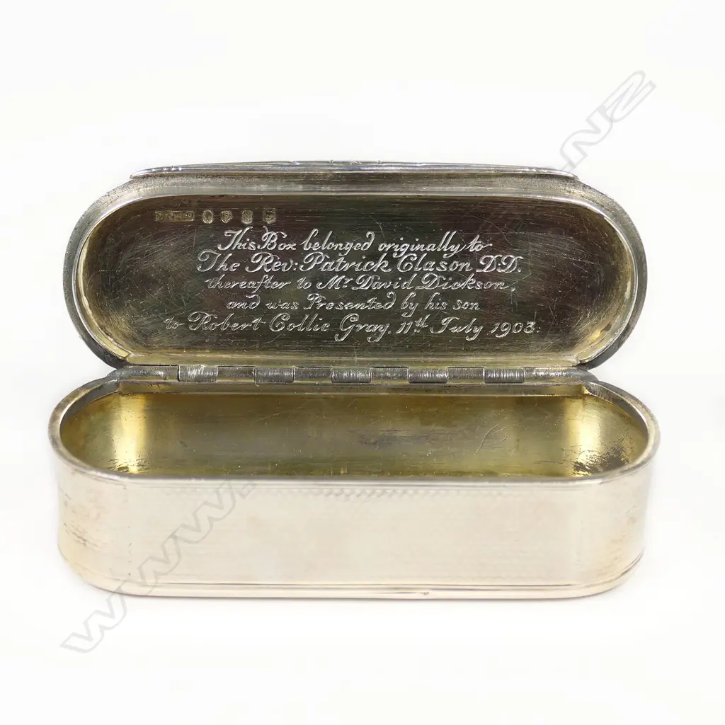 A historic Victorian Scottish silver table snuff box, Image 1++