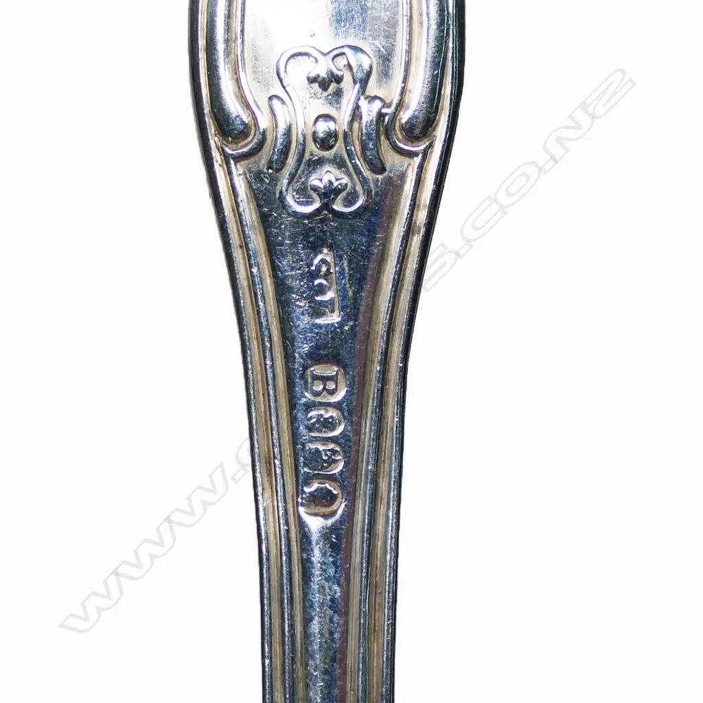 Four George IV Irish silver luncheon forks, Image 1++