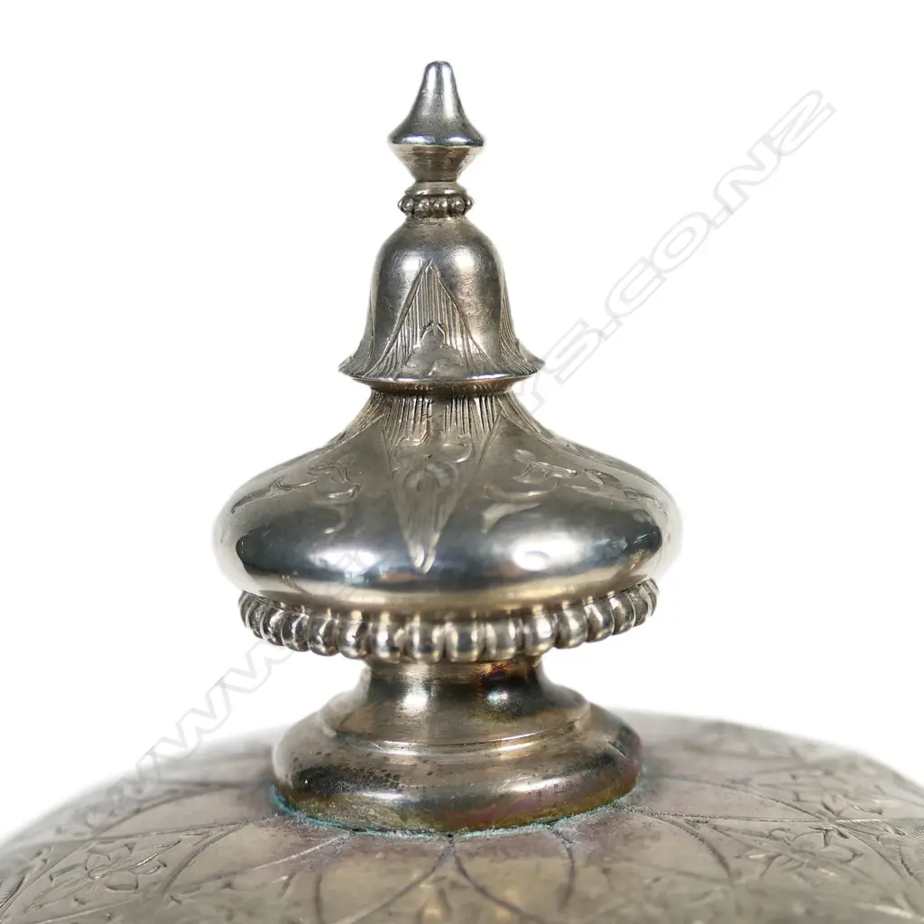 A mid-Victorian silver coffee pot, Image 1++