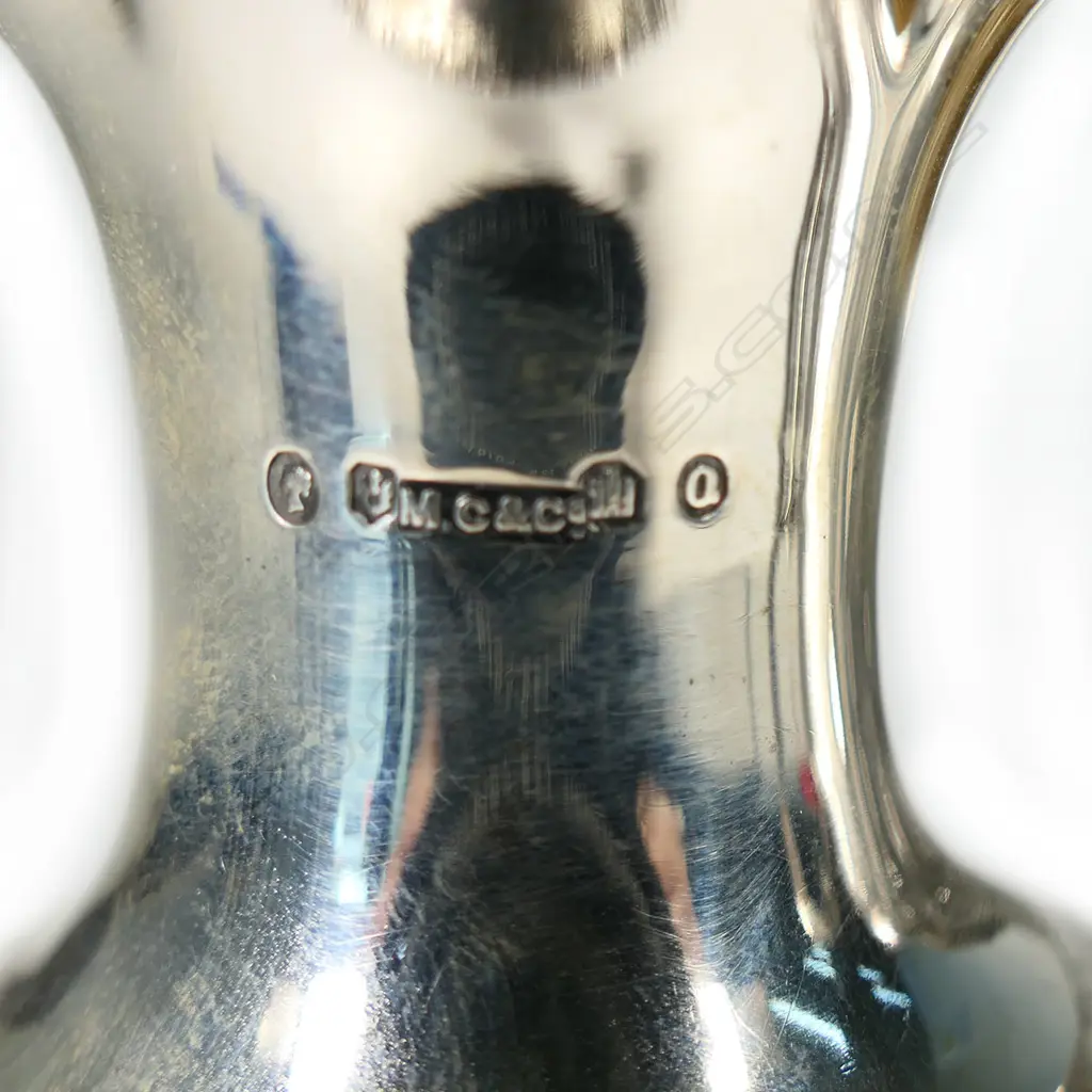 A Scottish silver sugar bowl and cream jug, Image 1++