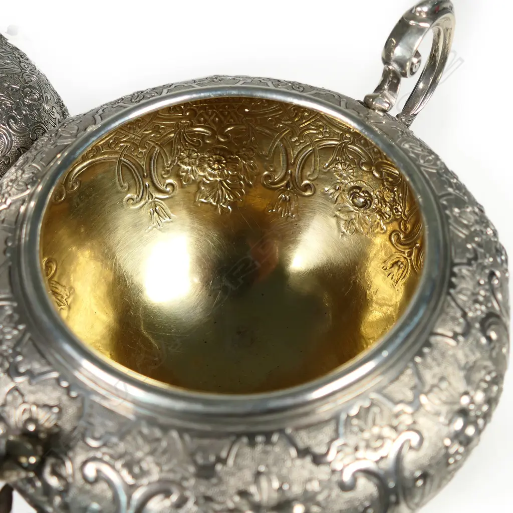 A Scottish silver sugar bowl and cream jug, Image 1++