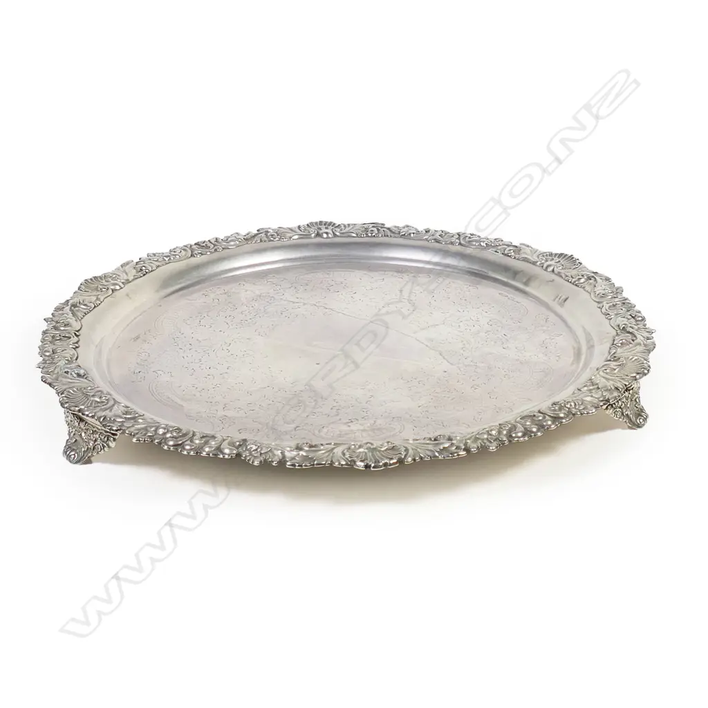 A late Victorian silver salver, Image 1++