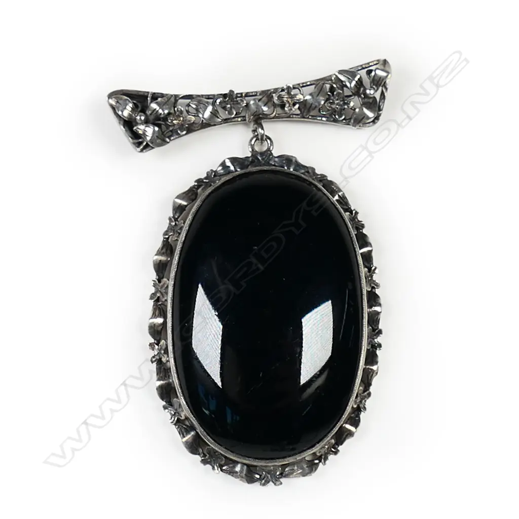 A vintage silver and onyx parure, Image 1++