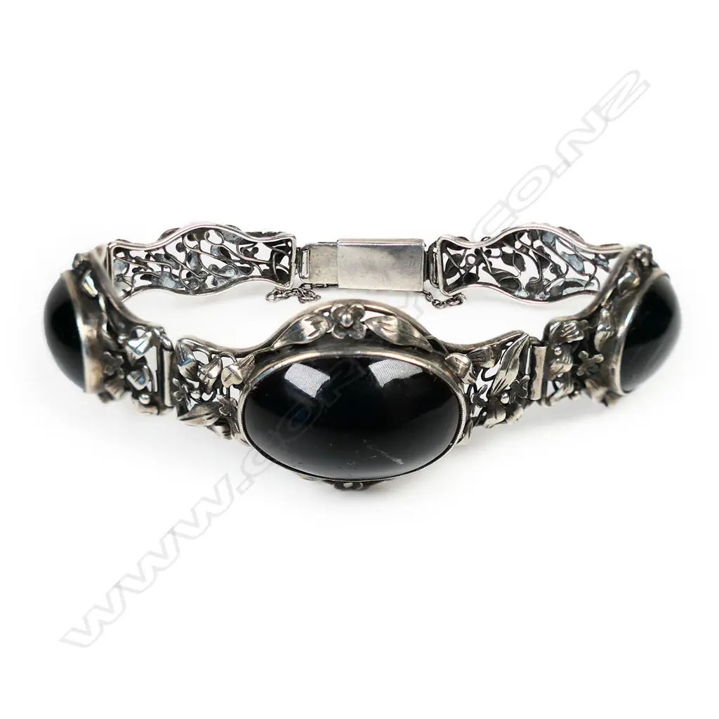 A vintage silver and onyx parure, Image 1++