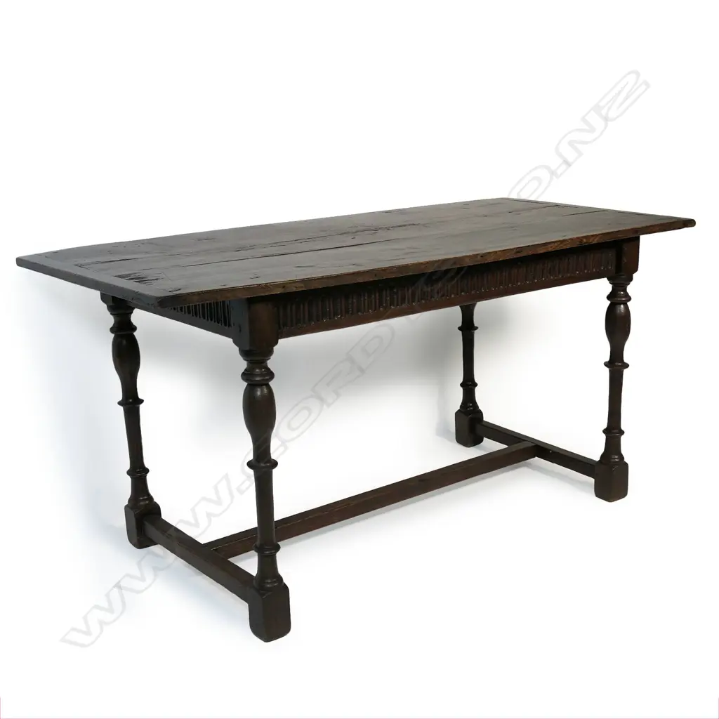 An oak Elizabethan style refectory dining table, Image 1++