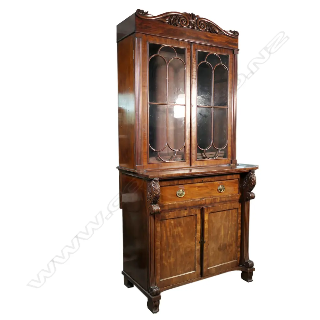 An impressive Regency mahogany bookcase cabinet, Image 1++