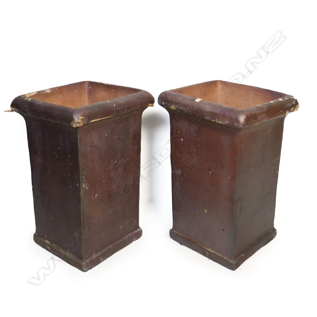 A pair of tall ironstone garden planters, Image 1++