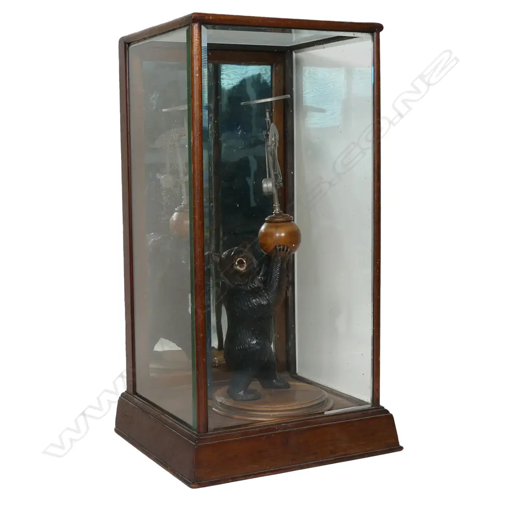 A c1900 Bavarian Black Forest carved bear figured postal scales, Image 1++