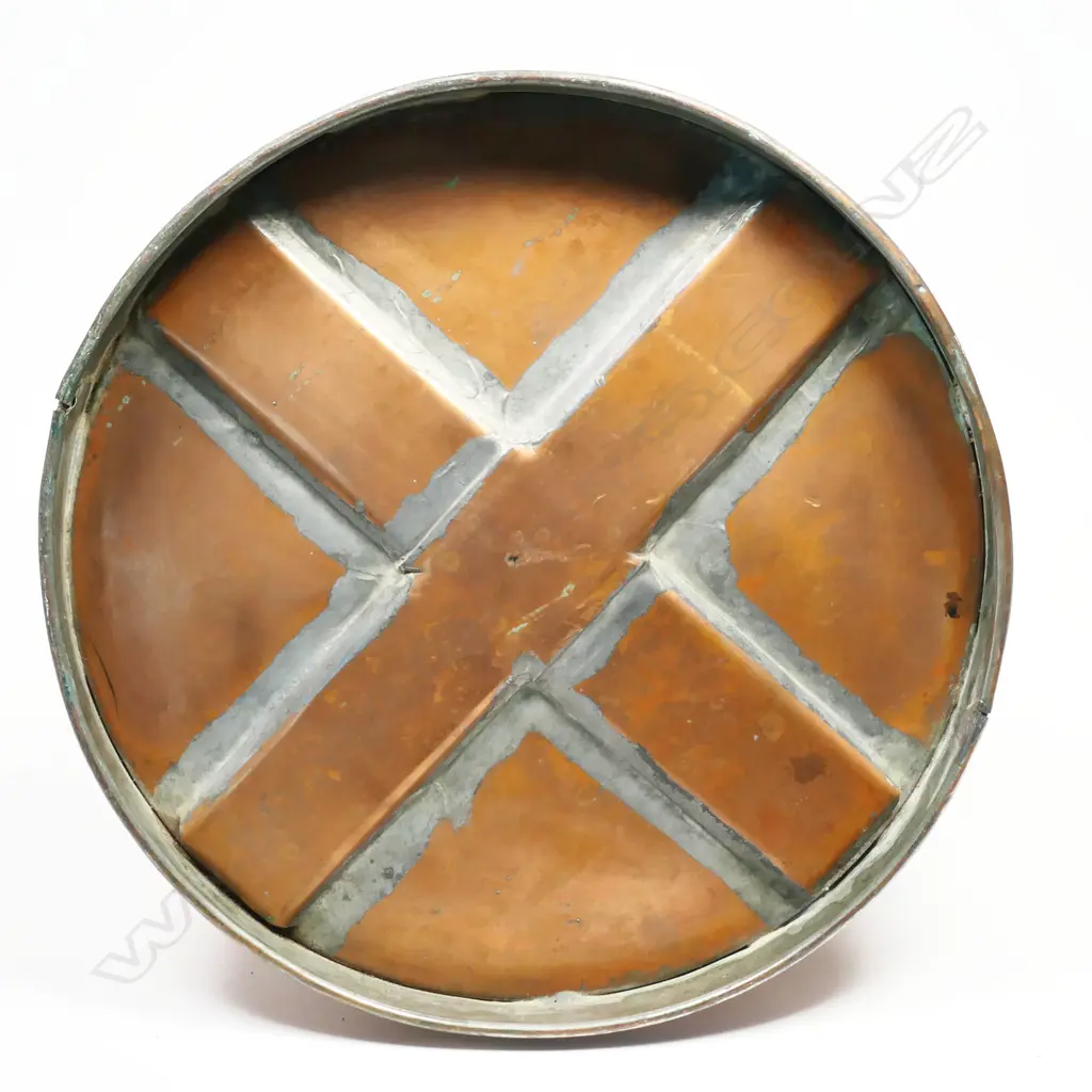 A Victorian copper '1 GALLON' harvest measure, Image 1++