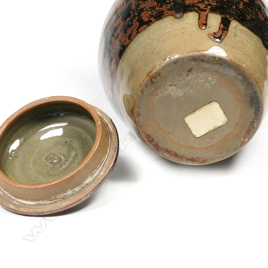 A rare Peter Stichbury Abuja Pottery (Nigeria) coffee pot, Image 1++