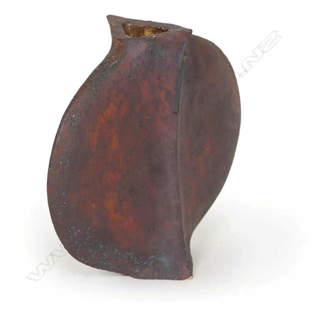 Jim Greig (1936–1986) discoid vase, Image 1++