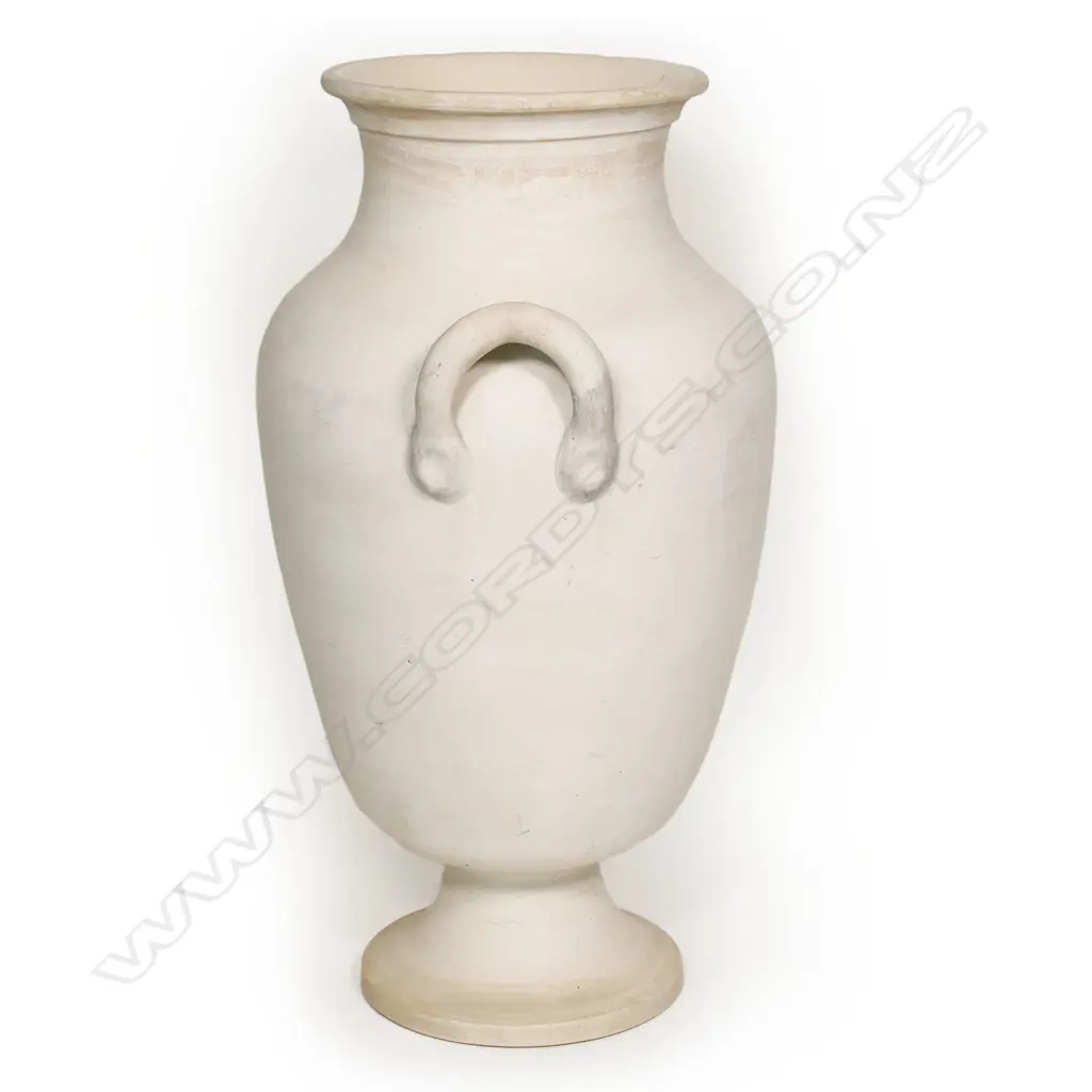 A Constance Spry Fulham Pottery large vase, Image 1++