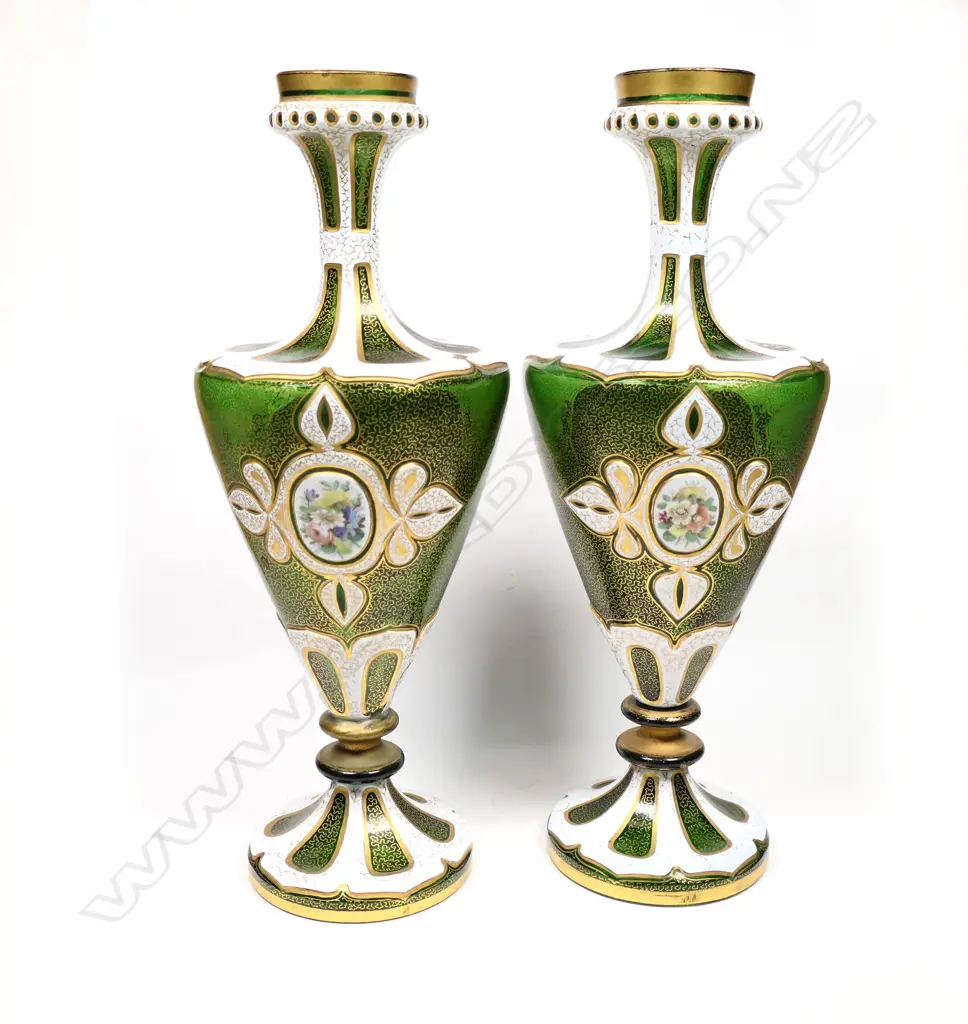 A pair of 19thC Bohemian flashed green glass vases, Image 1++