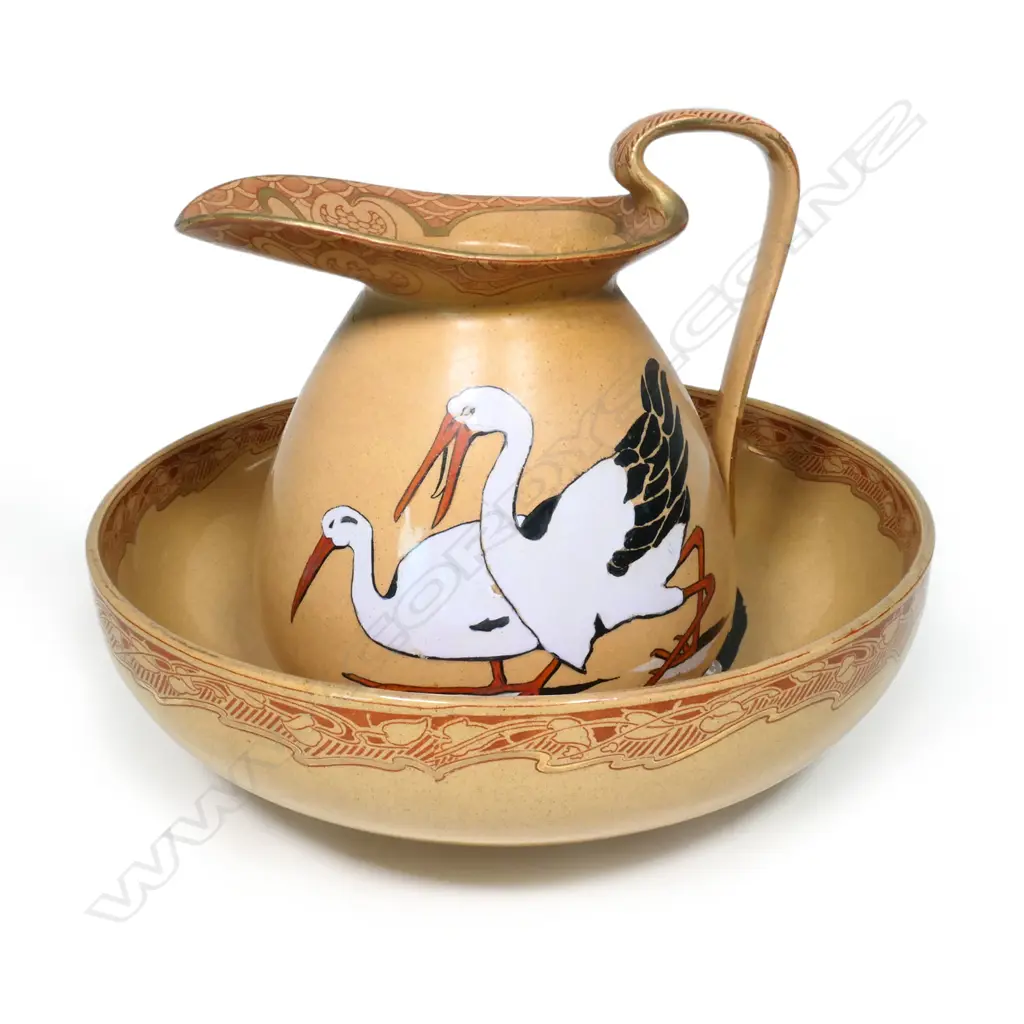 A Doulton Bursal 'Kelmscott' jug and basin set, Image 1++