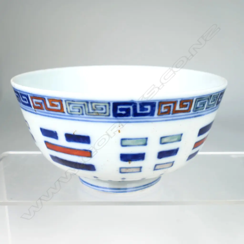 An uncommon Chinese doucai bowl, Image 1++