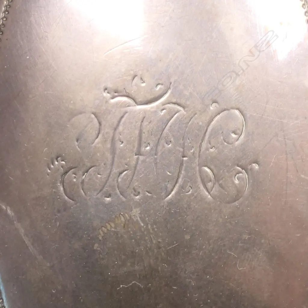 A George III silver mustard pot, Image 1++