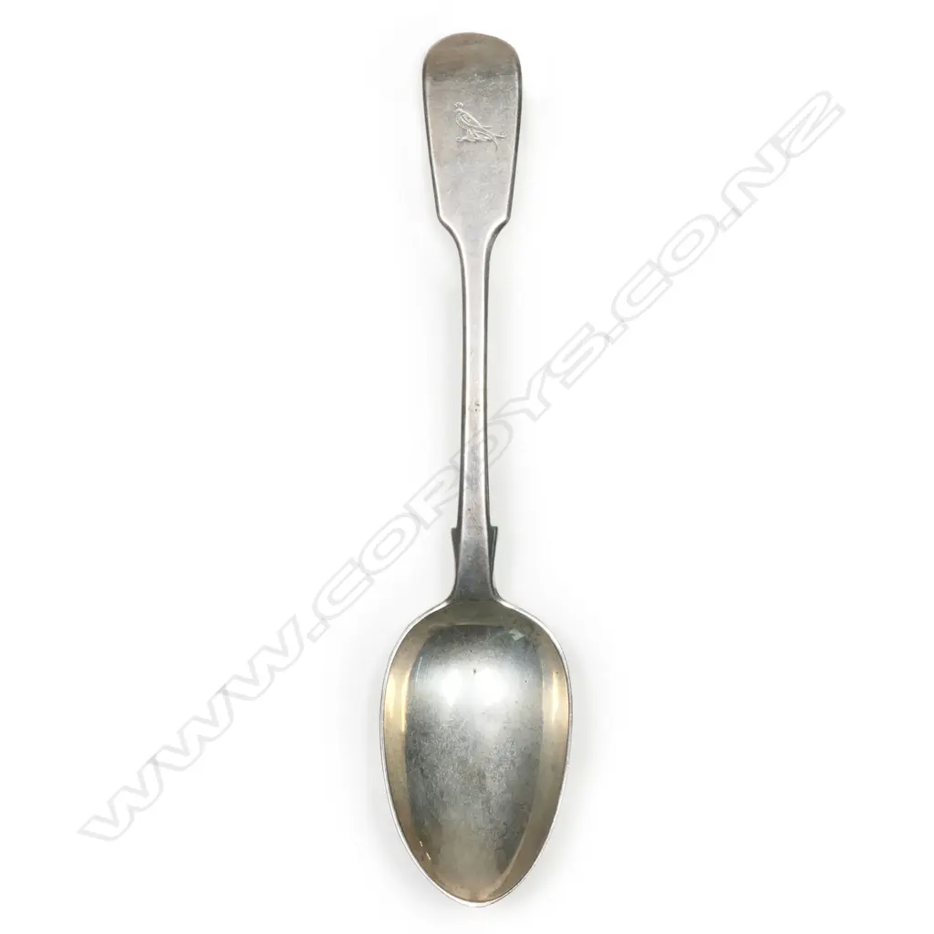 Nine Victorian silver dessert spoons, Image 1++