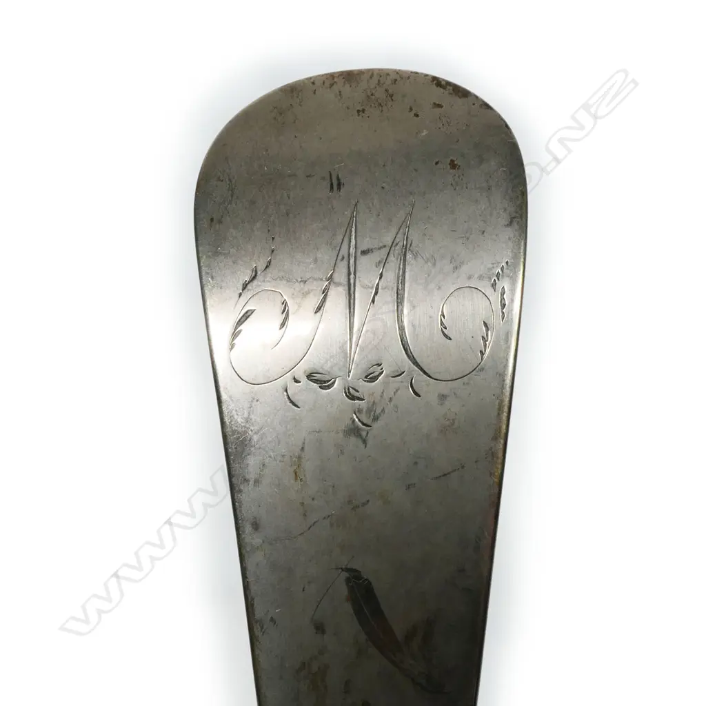 A George III silver soup ladle, Image 1++
