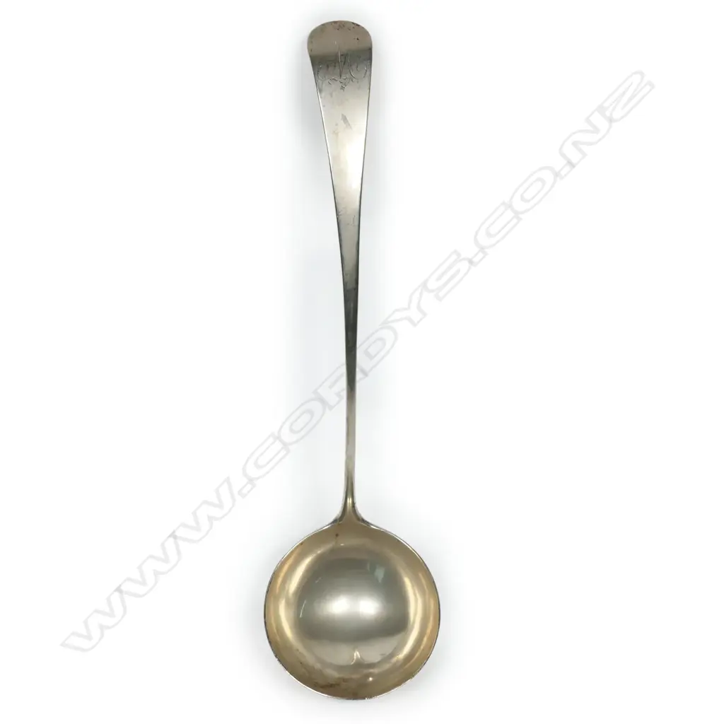 A George III silver soup ladle, Image 1++