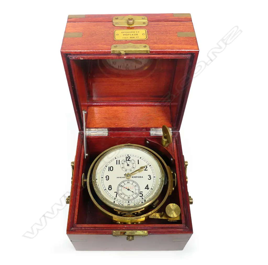 A 20thC Russian Knpoba ship's marine chronometer, manufacturer: Kirov factory. Image 1++