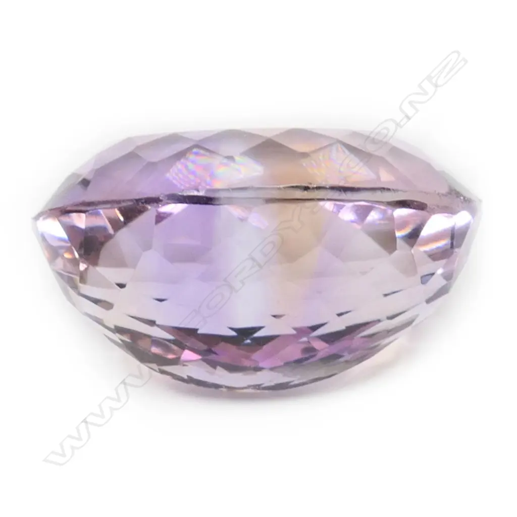 An 18.01ct quartz (ametrine) gemstone, Image 1++