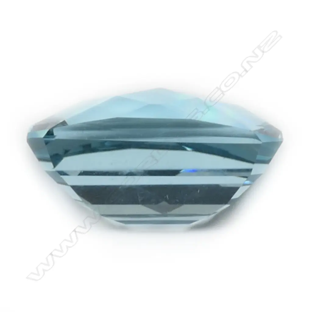 A Victorian 9ct gold and silver diamond and moonstone entwined heart brooch, Image 1++