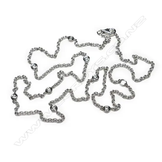 An 18ct white gold and diamond necklace,